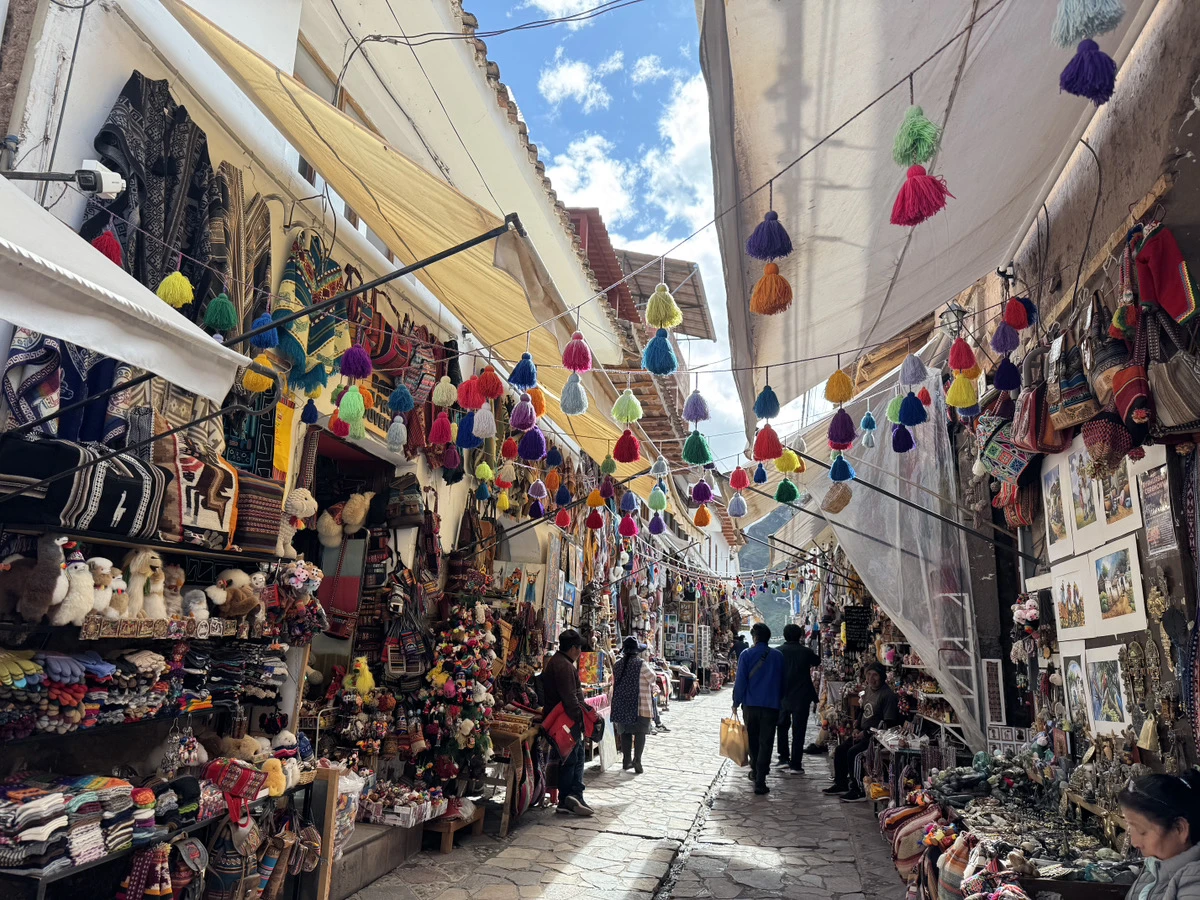 ペルー マーケット 現地風景