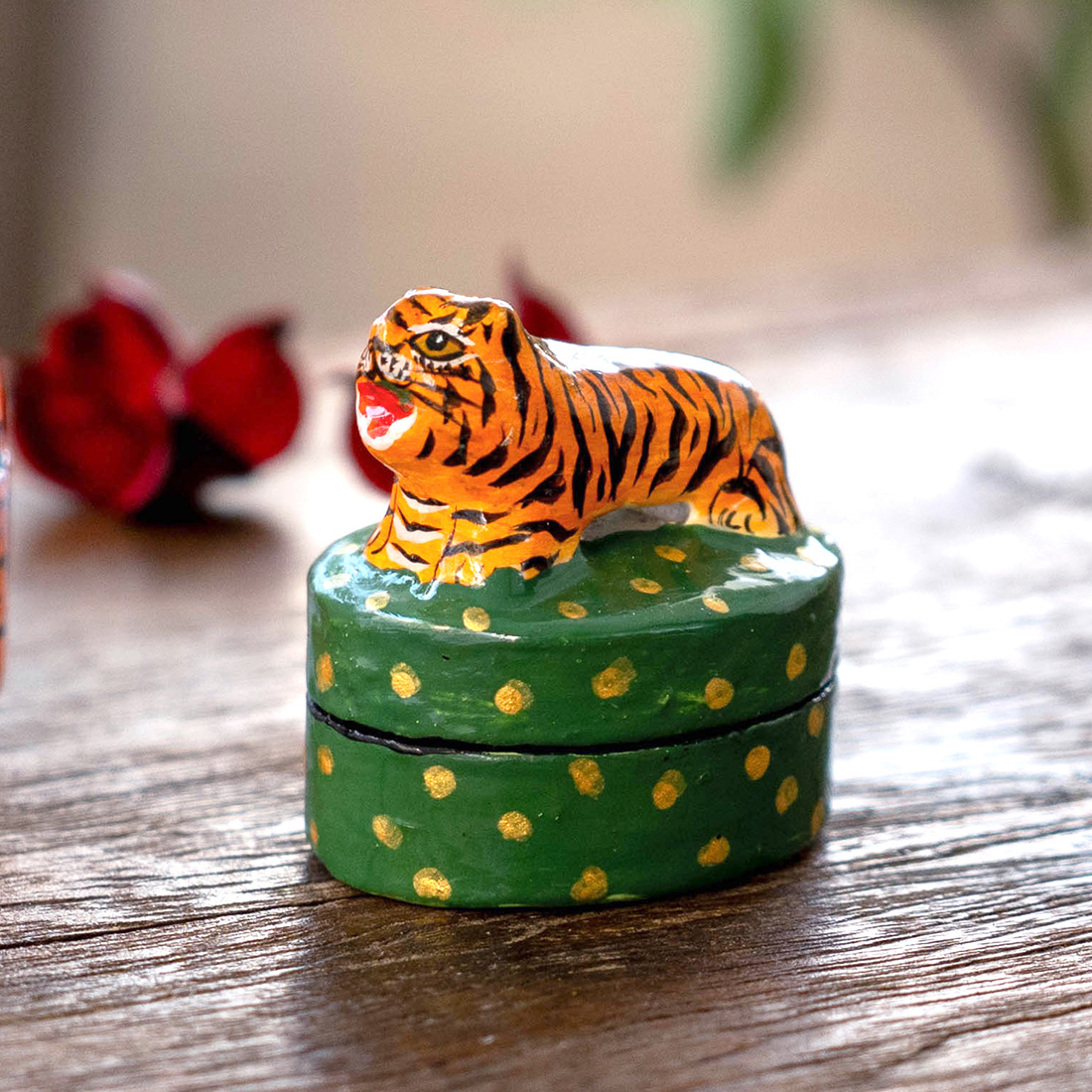 ペーパーマッシュBOX とびだしタイガー グリーン